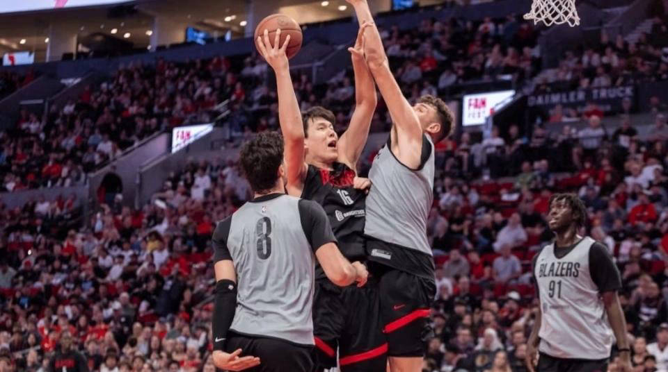 爱游戏欧篮联倒计时；尼斯赛前再遭质疑；细节引发关注；媒体盛赞；训练强度明显提升的简单介绍